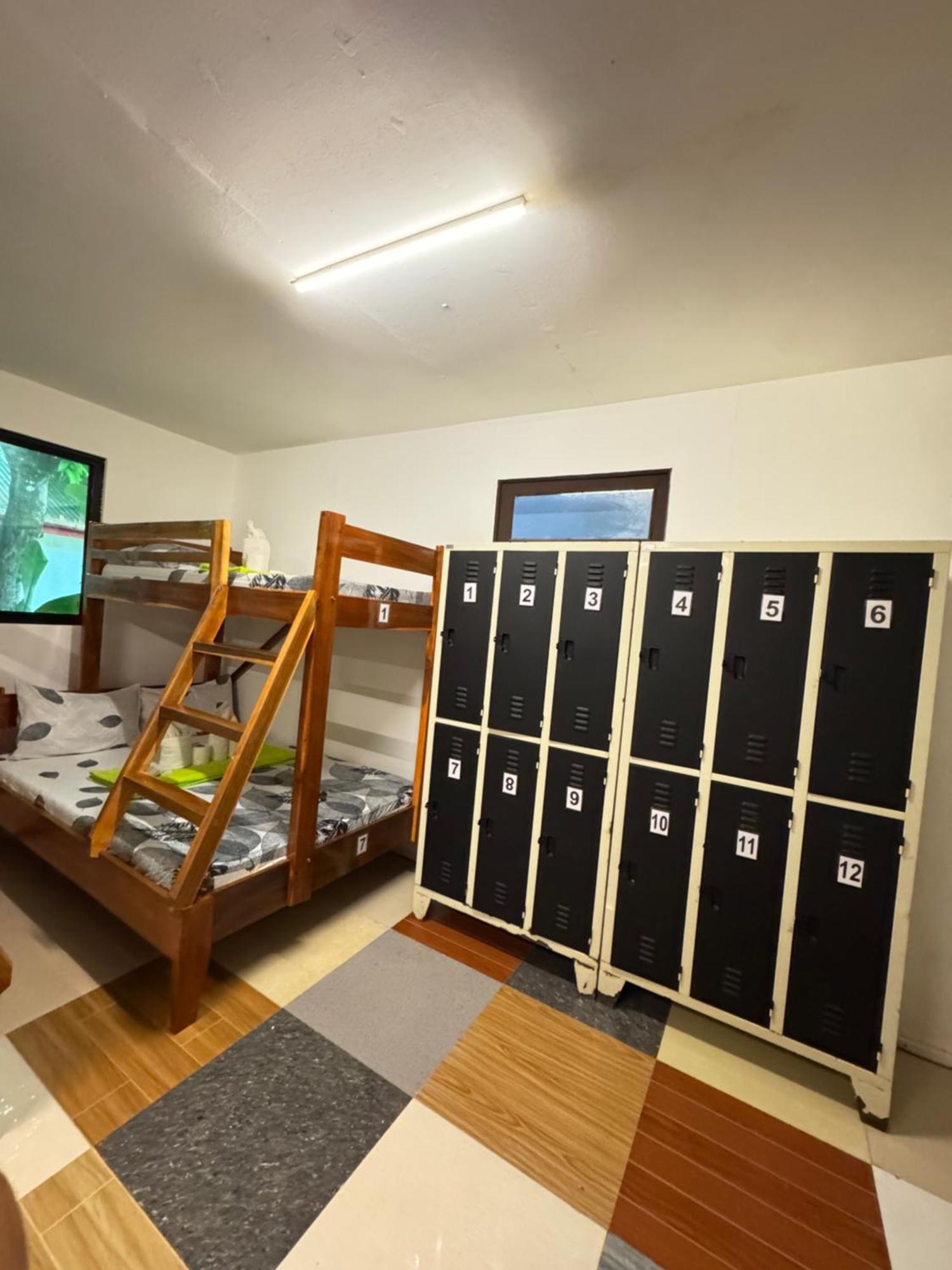 Aquaholik Traveler'S Lodge El Nido Dış mekan fotoğraf