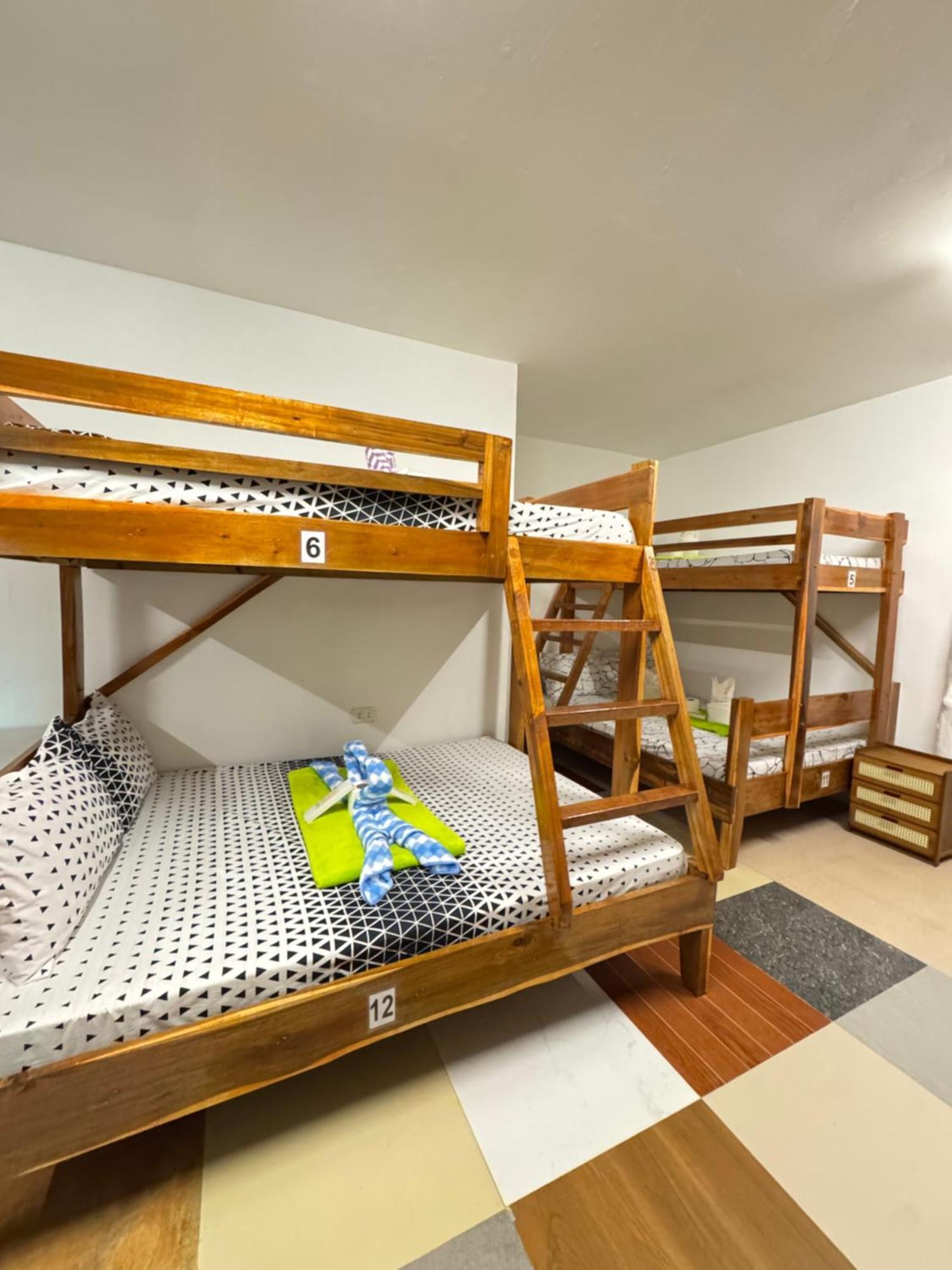 Aquaholik Traveler'S Lodge El Nido Dış mekan fotoğraf